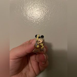 Disney Cogsworth Trading Pin